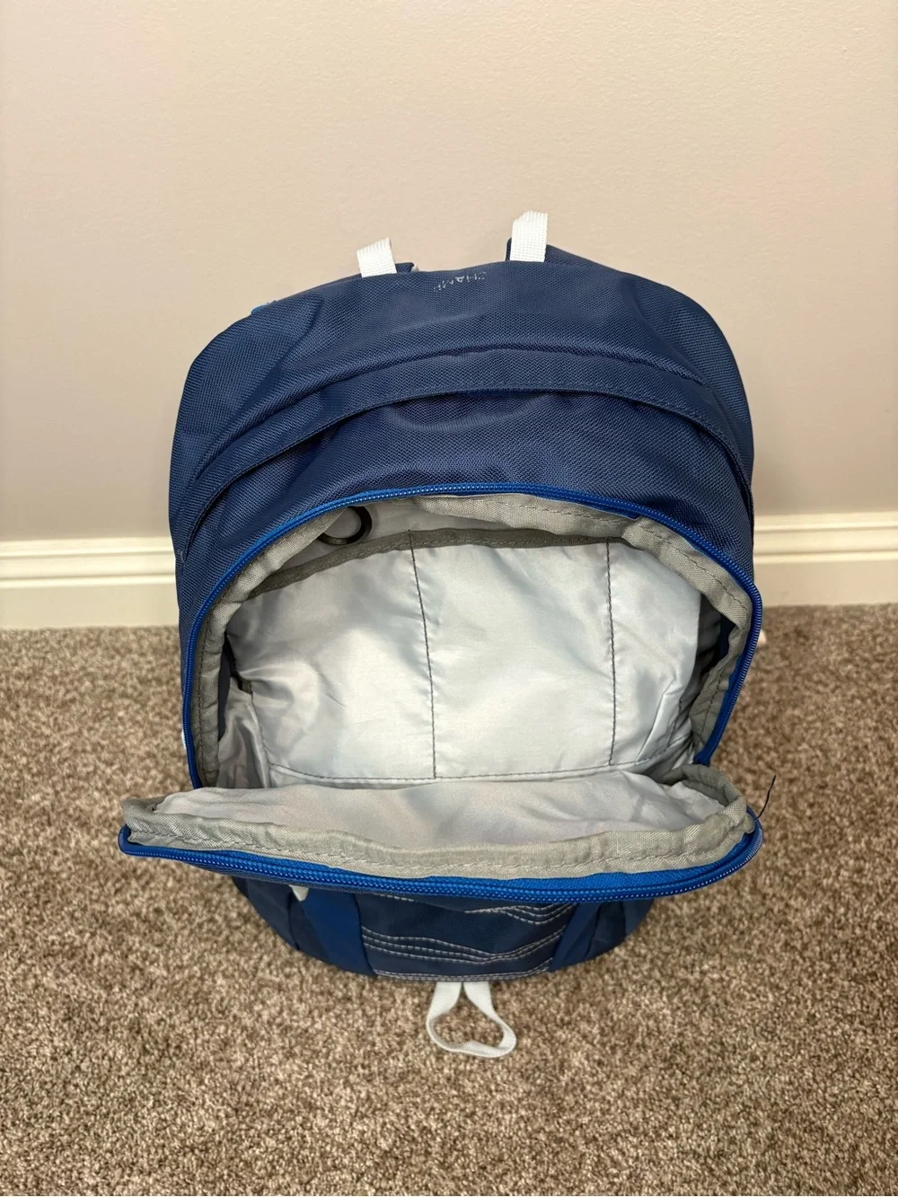 Granite Gear Champ 29.5L Regular Torso Black Backpack Unisex Lightweight Hiking